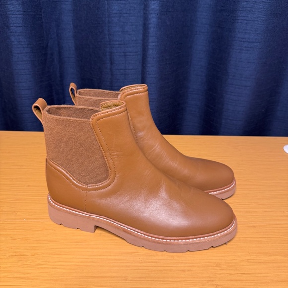 Vince Rue Leather Chelsea Waterproof Ankle Boots - Picture 2 of 6